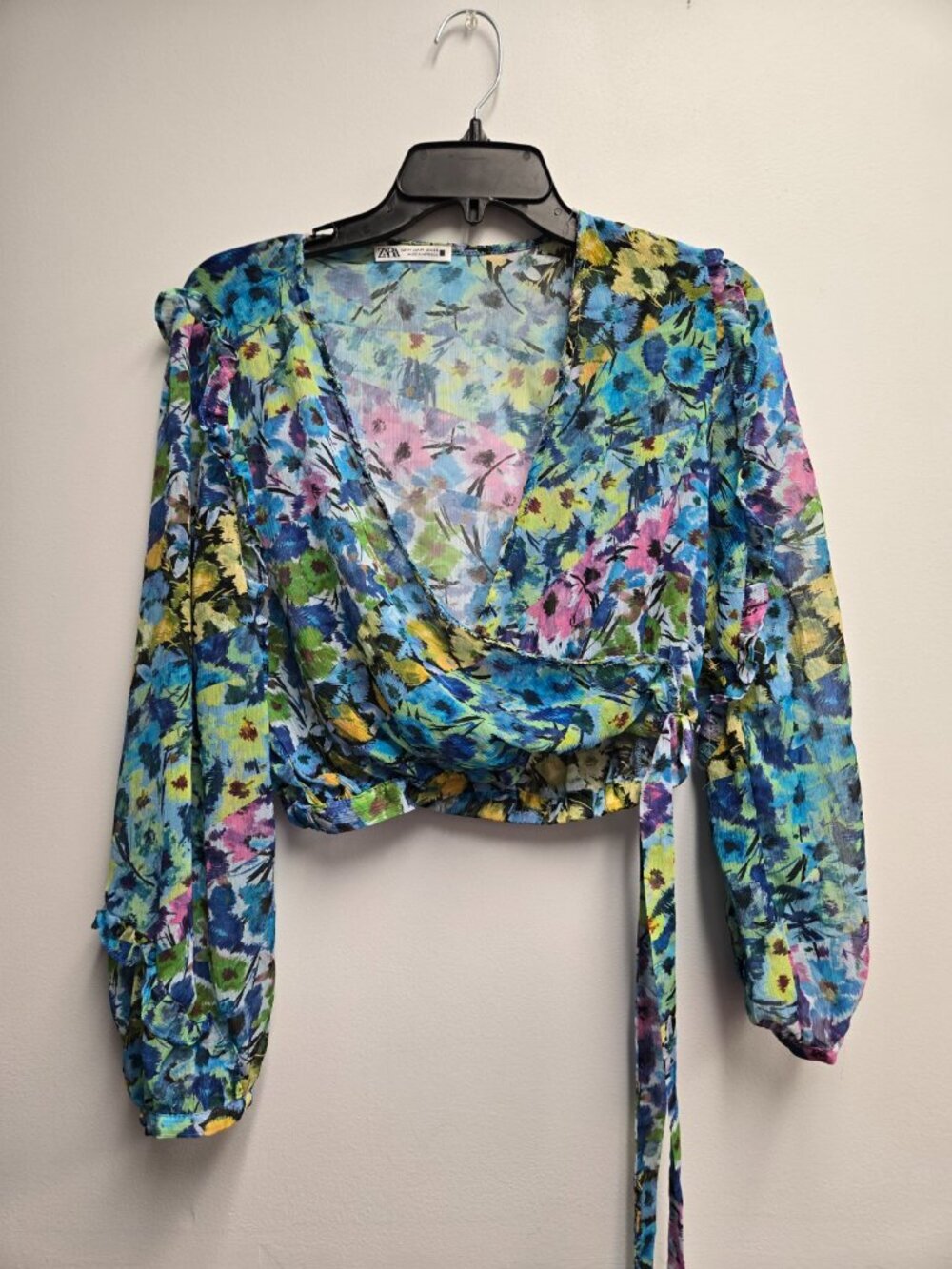 Zara Womens Floral Cropped Blouse M Blue Surplice V-Neck Ruffle Tie Front Boho